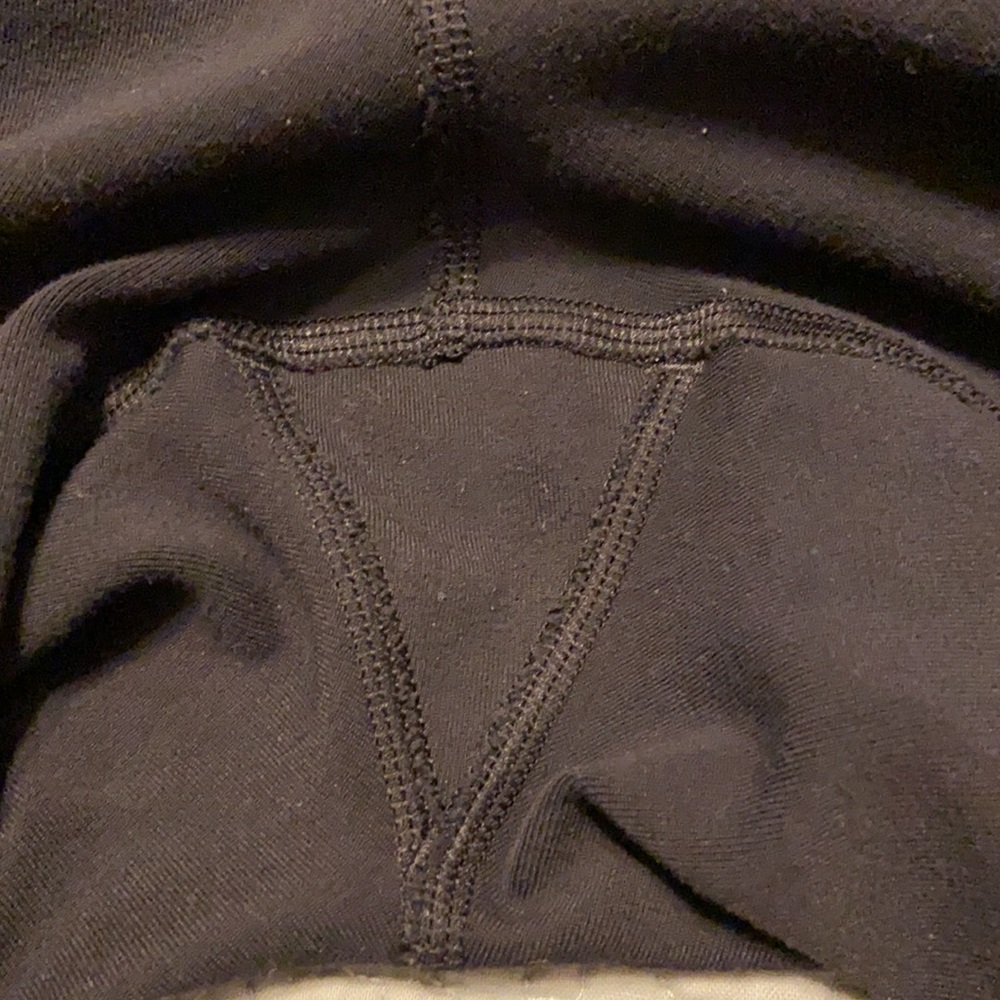 Lululemon Yoga Cropped Pants - Picture 2 of 12
